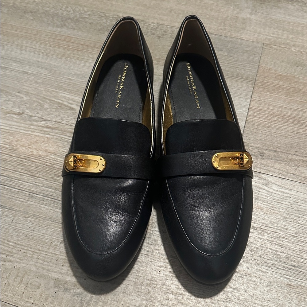 NWOB Donna Karan Black Leather Penny Loafers with Gold Accent - Picture 2 of 6